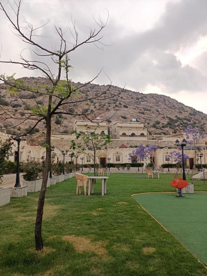 Fiori Resort ฏออิฟ ภายนอก รูปภาพ
